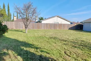 5 Bolinas Ct, Sacramento, CA 95823 - Photo 27