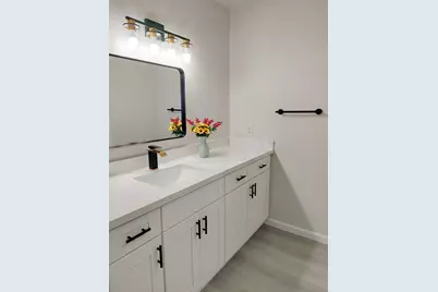 5 Bolinas Court, Sacramento, CA 95823 - Photo 19