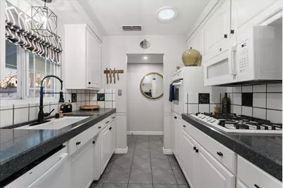 10249 Rinda Drive, Rancho Cordova, CA 95670 - Photo 11