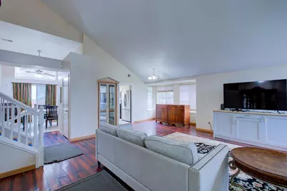 814 Casa Court, Los Banos, CA 93635 - Photo 7