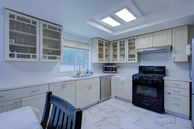 814 Casa Court, Los Banos, CA 93635 - Photo 17