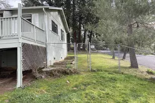 24005 Fowler Ave, Colfax, CA 95713 - Photo 17