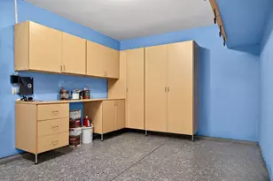 6832 Salvaterra Cir, Elk Grove, CA 95757 - Photo 49