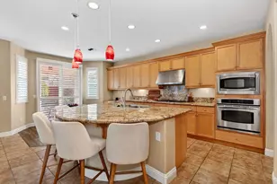 6832 Salvaterra Cir, Elk Grove, CA 95757 - Photo 17