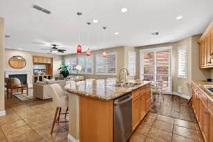 6832 Salvaterra Cir, Elk Grove, CA 95757 - Photo 19