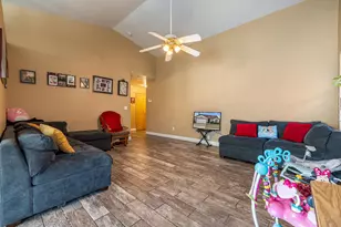 6623 Olive Ave, Winton, CA 95388 - Photo 11