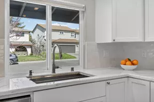 6810 Rappahannock Way, Carmichael, CA 95608 - Photo 15