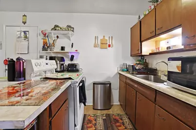 10063 Lincoln Village Drive, Sacramento, CA 95827 - Photo 21