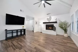 3728 Sun Shadows Ln, Sacramento, CA 95821 - Photo 3