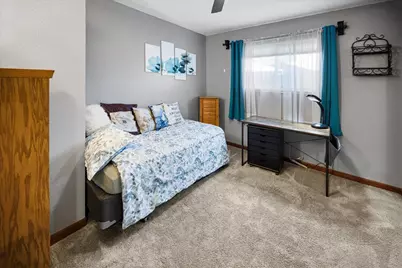 5908 Hickorywood Way, Citrus Heights, CA 95621 - Photo 21