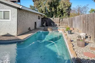 5908 Hickorywood Way, Citrus Heights, CA 95621 - Photo 39