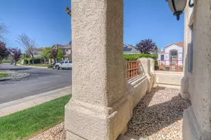 9351 Lufkin Way, Elk Grove, CA 95758 - Photo 5