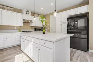 1429 Poppy Ln, Hayward, CA 94545 - Photo 13