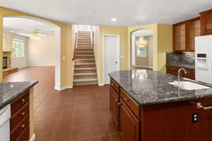 11 Loganberry Ct, Sacramento, CA 95835 - Photo 17