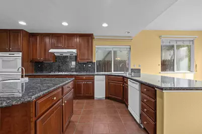 11 Loganberry Court, Sacramento, CA 95835 - Photo 15