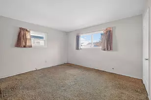 5637 La Campana Wy, Sacramento, CA 95822 - Photo 17