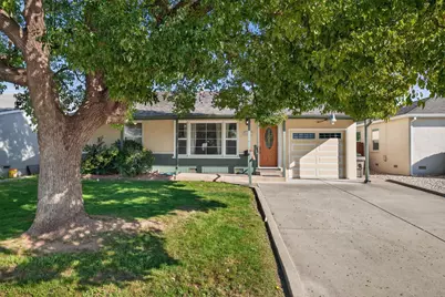 5637 La Campana Way, Sacramento, CA 95822 - Photo 1