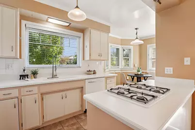 2200 2nd Avenue, Sacramento, CA 95818 - Photo 1