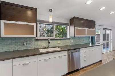 1001 W Granger Avenue, Modesto, CA 95350 - Photo 9