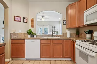 3818 Renwick Avenue, Elk Grove, CA 95758 - Photo 5