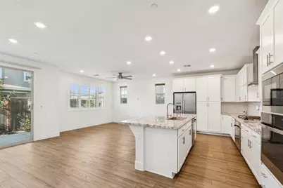 10458 Oboe Way, Elk Grove, CA 95757 - Photo 5