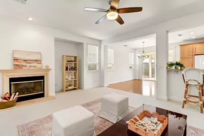 16 Ellerton Place, Sacramento, CA 95835 - Photo 3