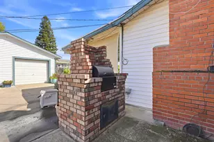 1229 School St, Folsom, CA 95630 - Photo 31