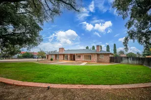 206 Meadow Ln, Modesto, CA 95351 - Photo 7