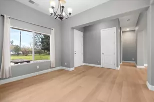 1437 W North Bear Creek Dr, Merced, CA 95348 - Photo 5