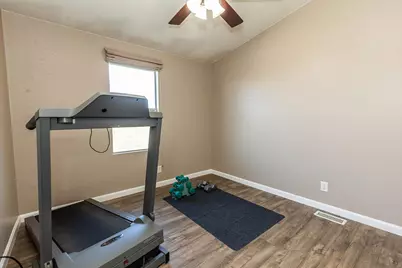 18041 Seidner Avenue, Escalon, CA 95320 - Photo 33