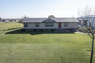 18041 Seidner Ave, Escalon, CA 95320 - Photo 5