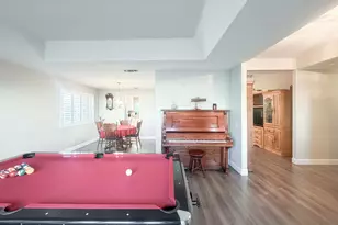 5500 Stately Oak Ln, Carmichael, CA 95608 - Photo 9