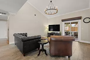 259 Brewster Ave, Sacramento, CA 95831 - Photo 9