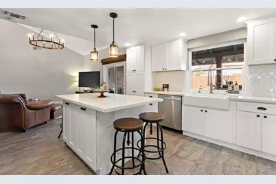 259 Brewster Avenue, Sacramento, CA 95831 - Photo 7