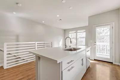 489 McClatchy Way, Sacramento, CA 95818 - Photo 11