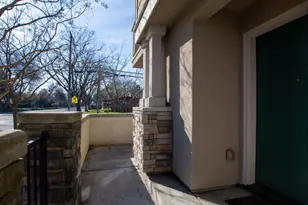 489 McClatchy Way, Sacramento, CA 95818 - Photo 23