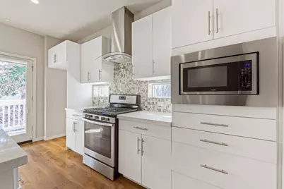 489 McClatchy Way, Sacramento, CA 95818 - Photo 9