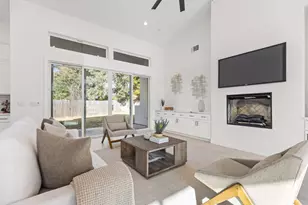 9017 Phoenix Ave, Fair Oaks, CA 95628 - Photo 5