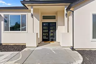 9017 Phoenix Ave, Fair Oaks, CA 95628 - Photo 3