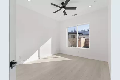 9017 Phoenix Avenue, Fair Oaks, CA 95628 - Photo 25