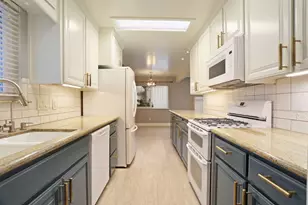 2019 Debbie Ln, Lodi, CA 95242 - Photo 5