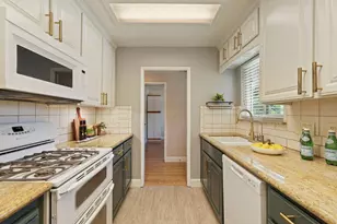 2019 Debbie Ln, Lodi, CA 95242 - Photo 7