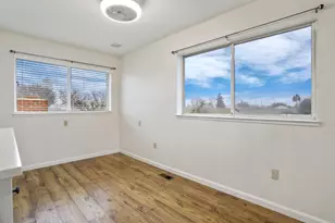 2019 Debbie Ln, Lodi, CA 95242 - Photo 19