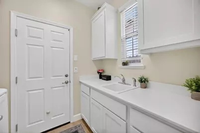 6679 Surfside Way, Sacramento, CA 95831 - Photo 33