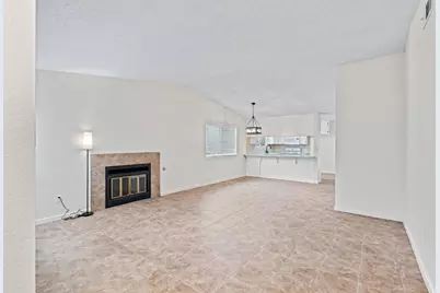 904 W Union Avenue, Modesto, CA 95356 - Photo 9