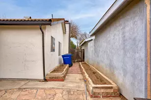 904 W Union Ave, Modesto, CA 95356 - Photo 31