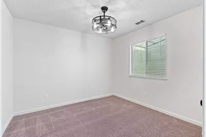 904 W Union Avenue, Modesto, CA 95356 - Photo 27