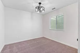 904 W Union Ave, Modesto, CA 95356 - Photo 27