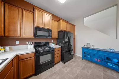 10847 Wraysbury Way, Rancho Cordova, CA 95670 - Photo 19