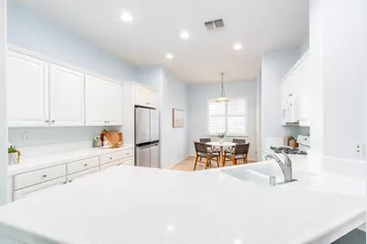 2805 Granite Park Lane, Elk Grove, CA 95758 - Photo 11